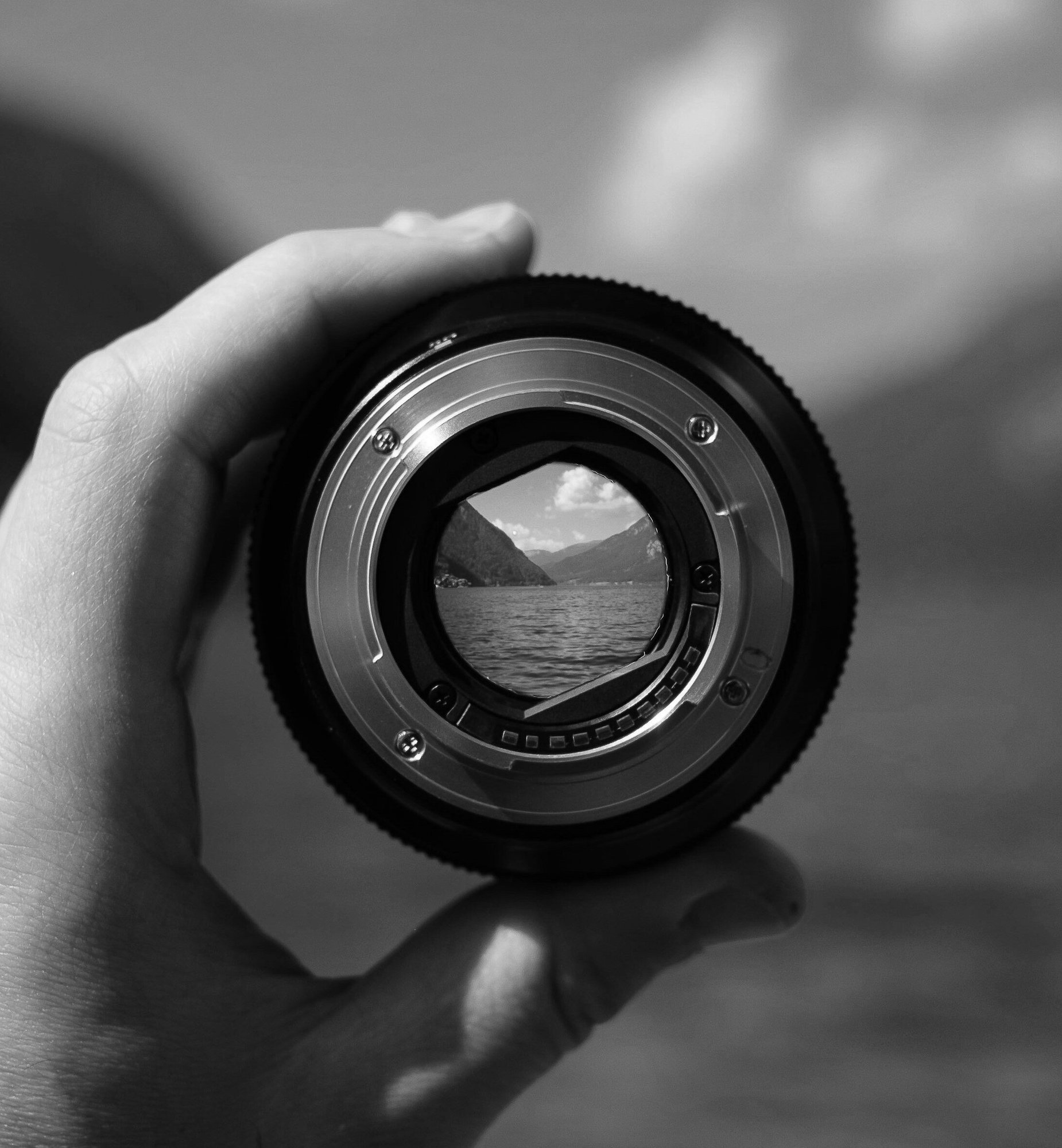paul-skorupskas-7KLa-xLbSXA-unsplash